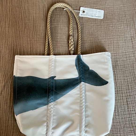 Sea Bags Medium Blue Whale Print Tote with Cell Phone Pocket Product #S004707 - Picture 2 of 8